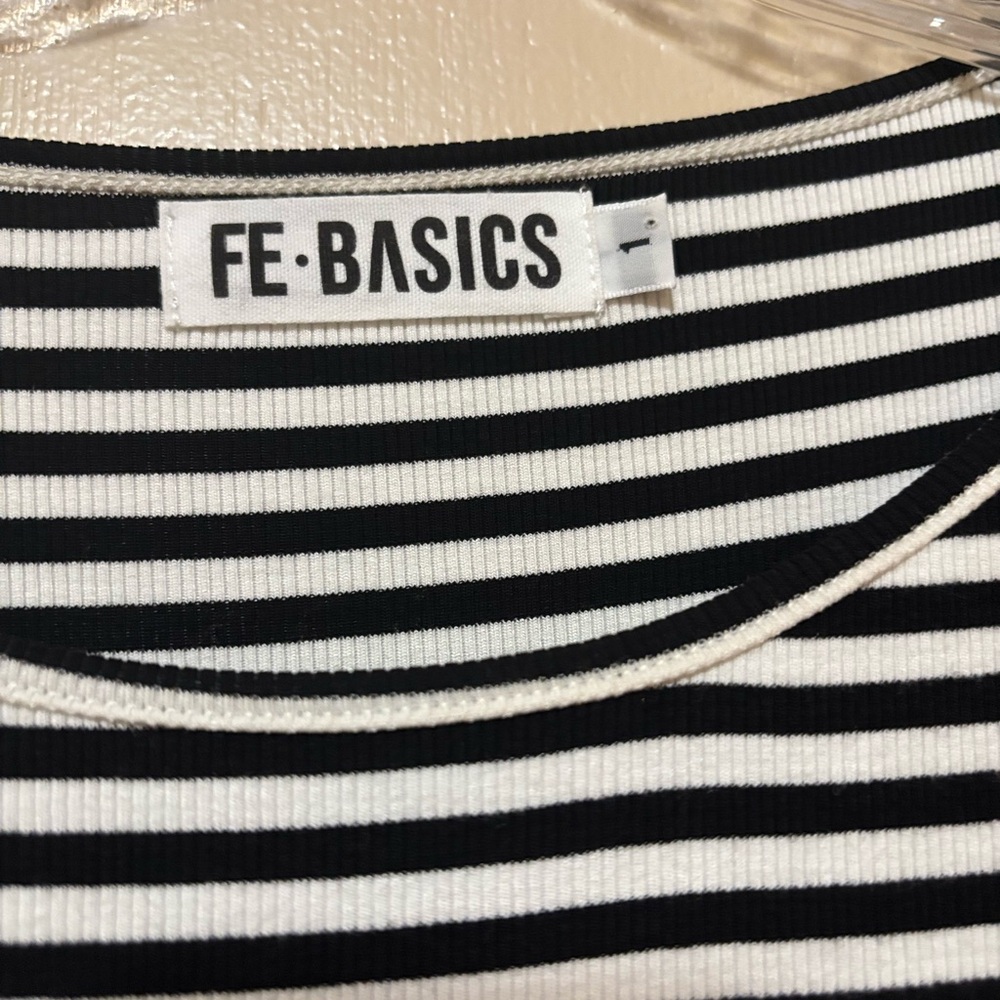Fighting Eel Basic Blouse - image 2